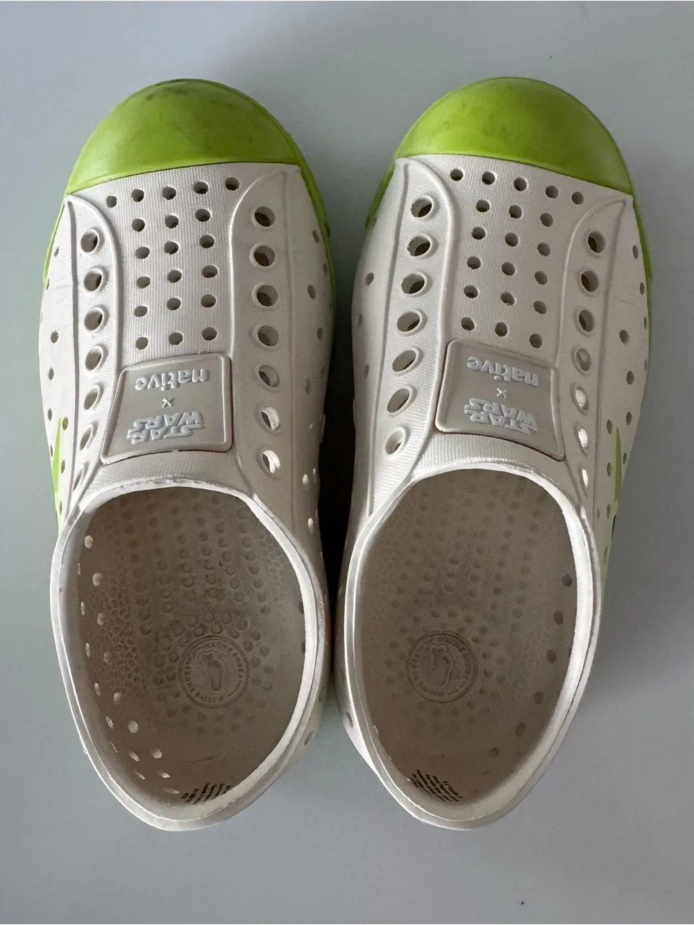 Native x Star Wars Jefferson Slip-On Shoes (Baby Yoda)